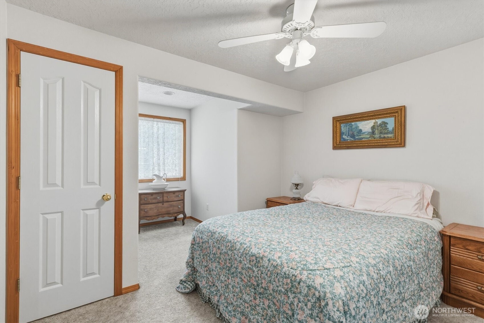 558 Spruce Creek Road Property Photo 14