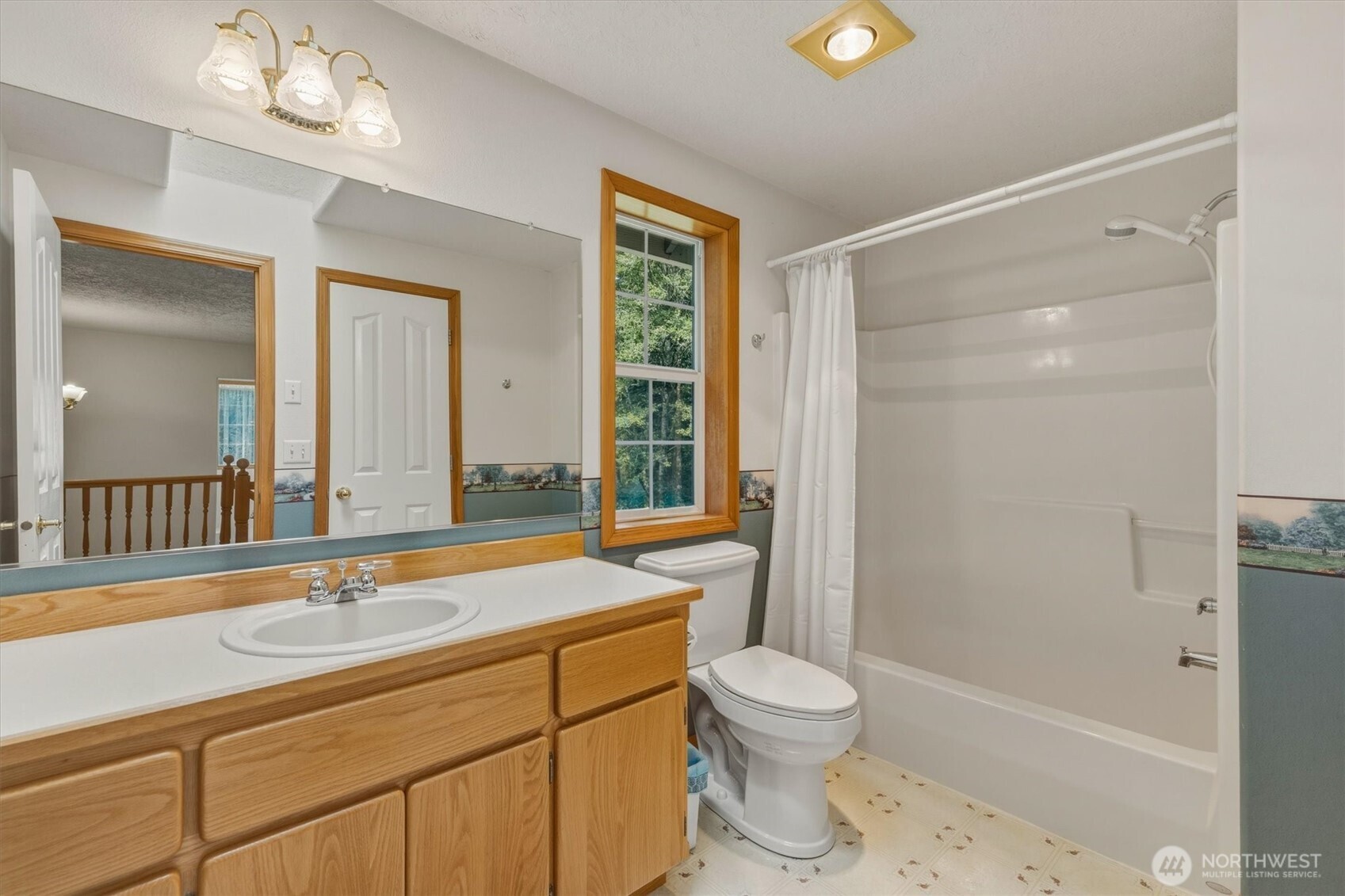 558 Spruce Creek Road Property Photo 16