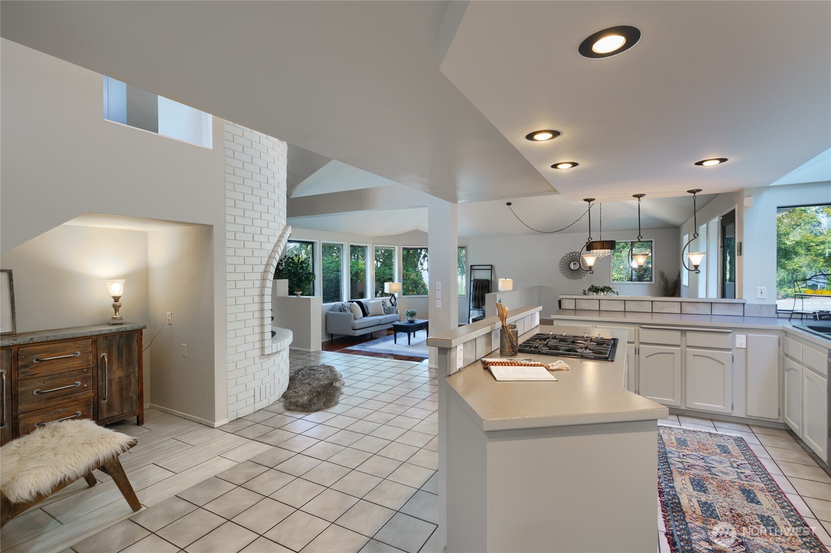 627 N Waugh Road Property Photo 1