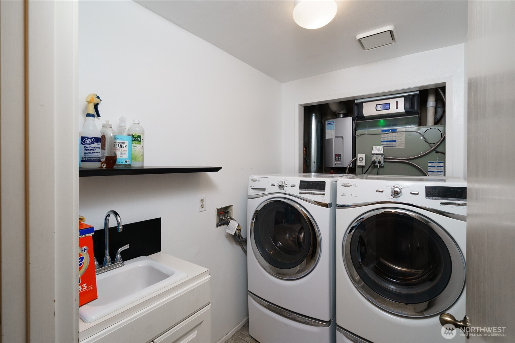 627 N Waugh Road Property Photo 32
