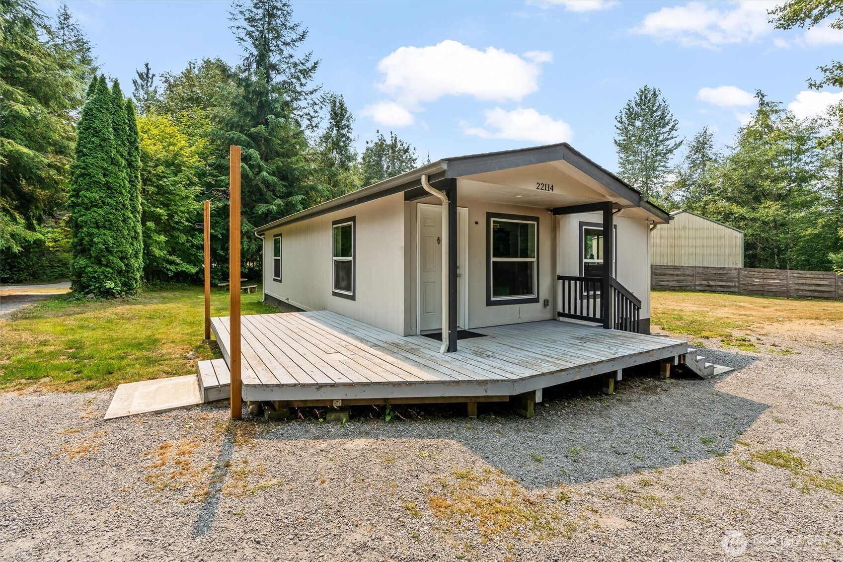 22114 S S River Drive Property Photo 1