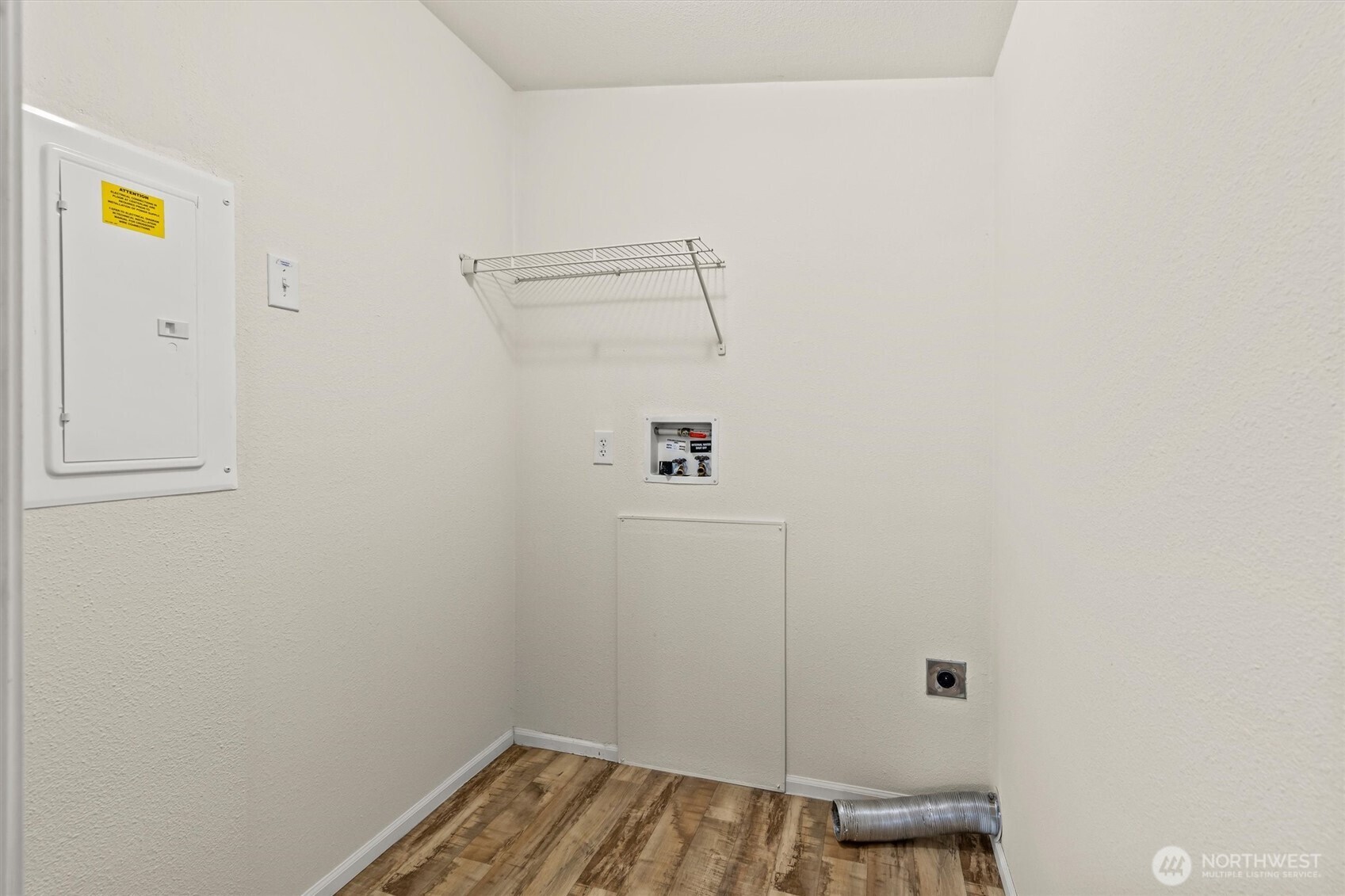 22114 S S River Drive Property Photo 7