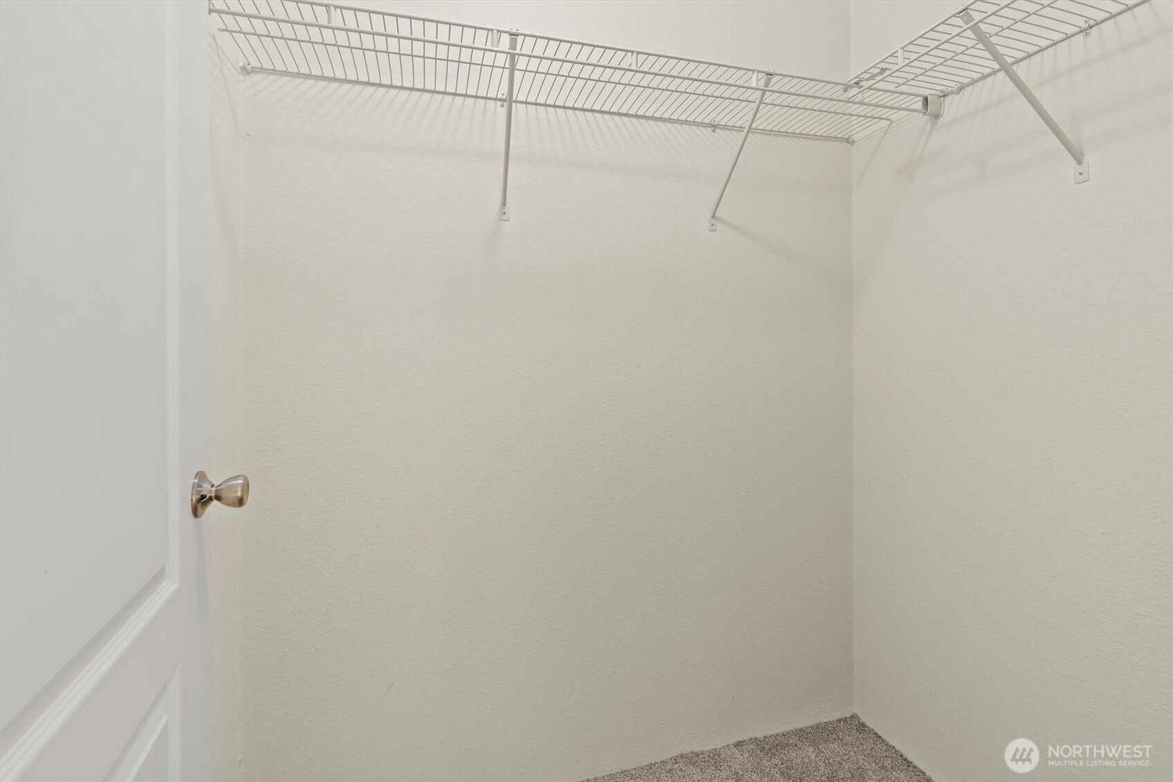 22114 S S River Drive Property Photo 11