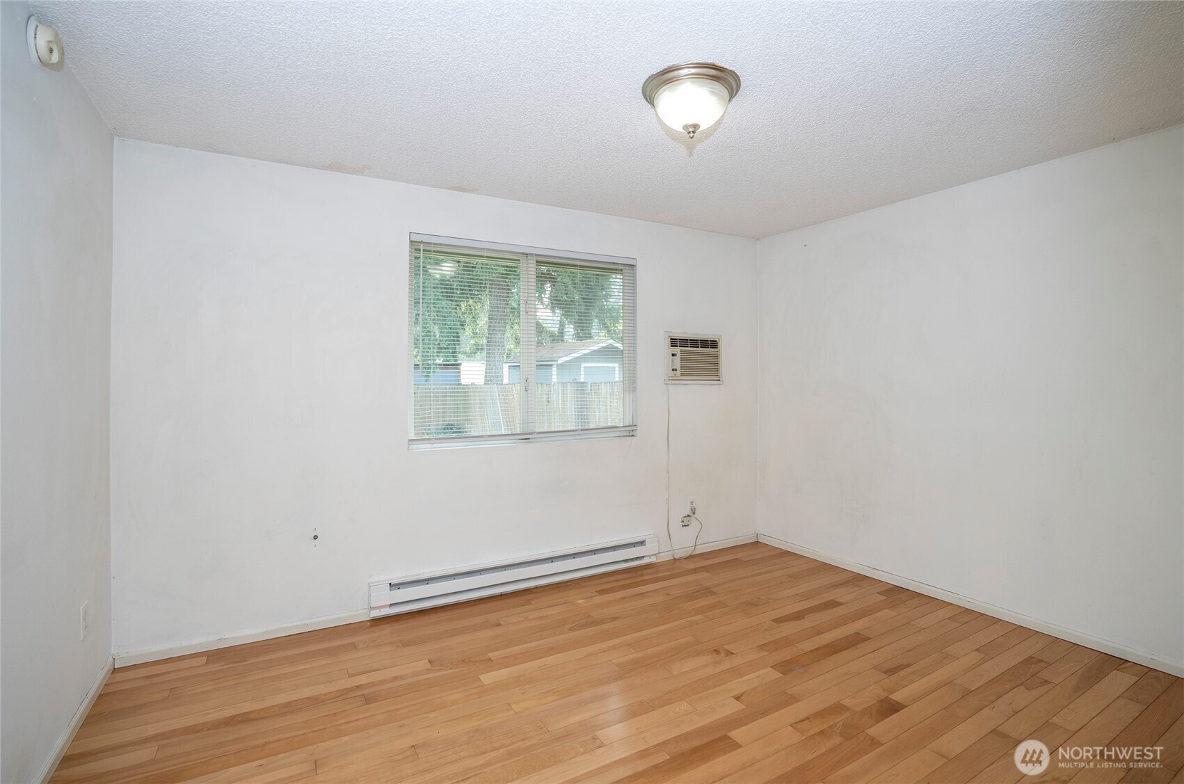8901 Quinault Loop Property Photo 21