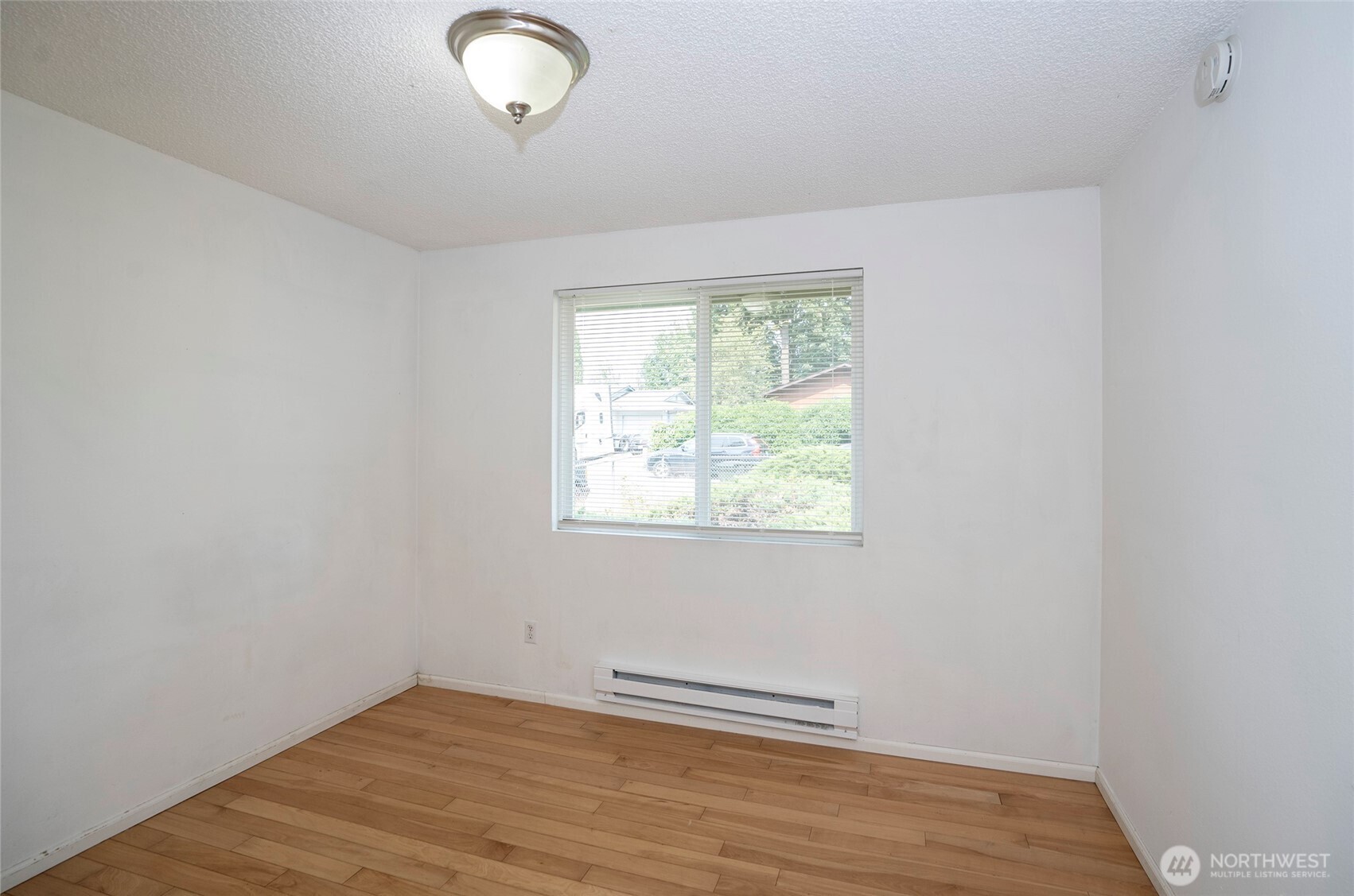 8901 Quinault Loop Property Photo 25