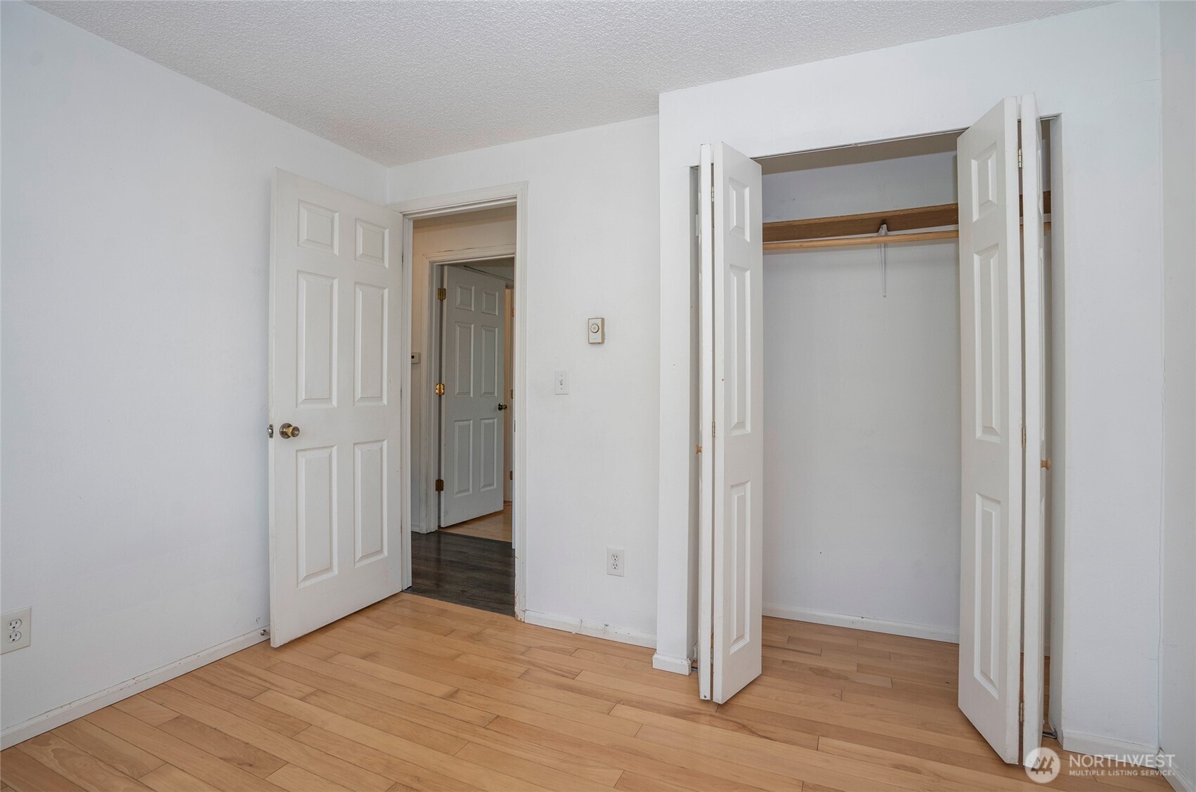8901 Quinault Loop Property Photo 26