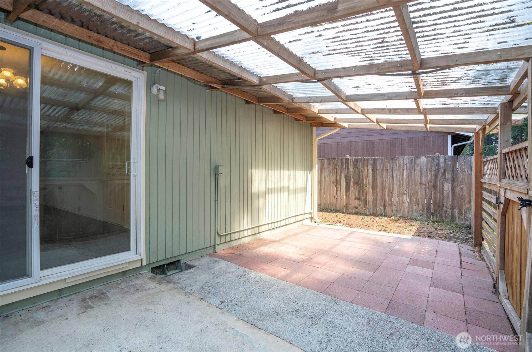 8901 Quinault Loop Property Photo 27