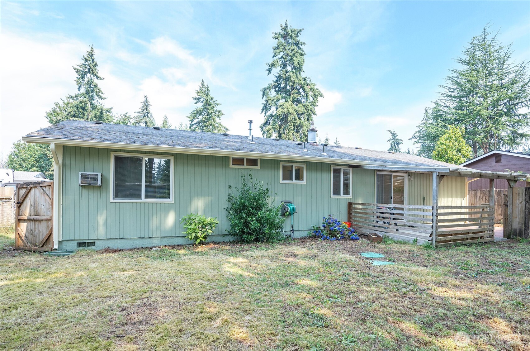 8901 Quinault Loop Property Photo 28