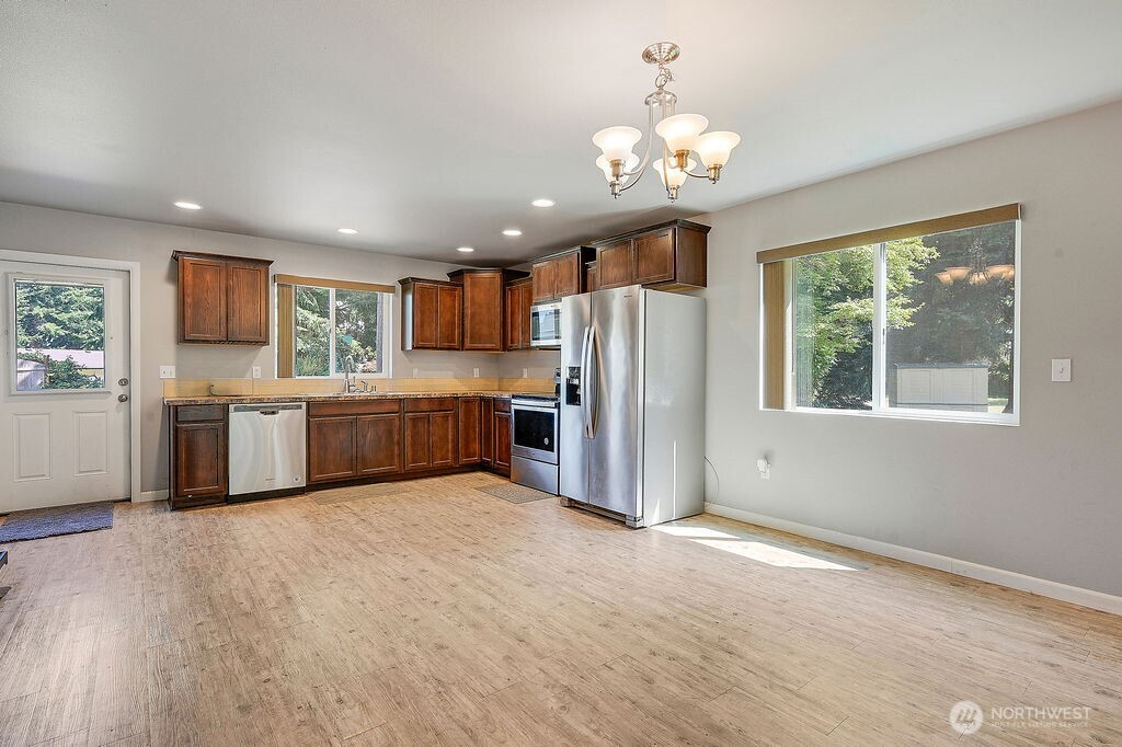 36 Eagleview Lane Property Photo 9