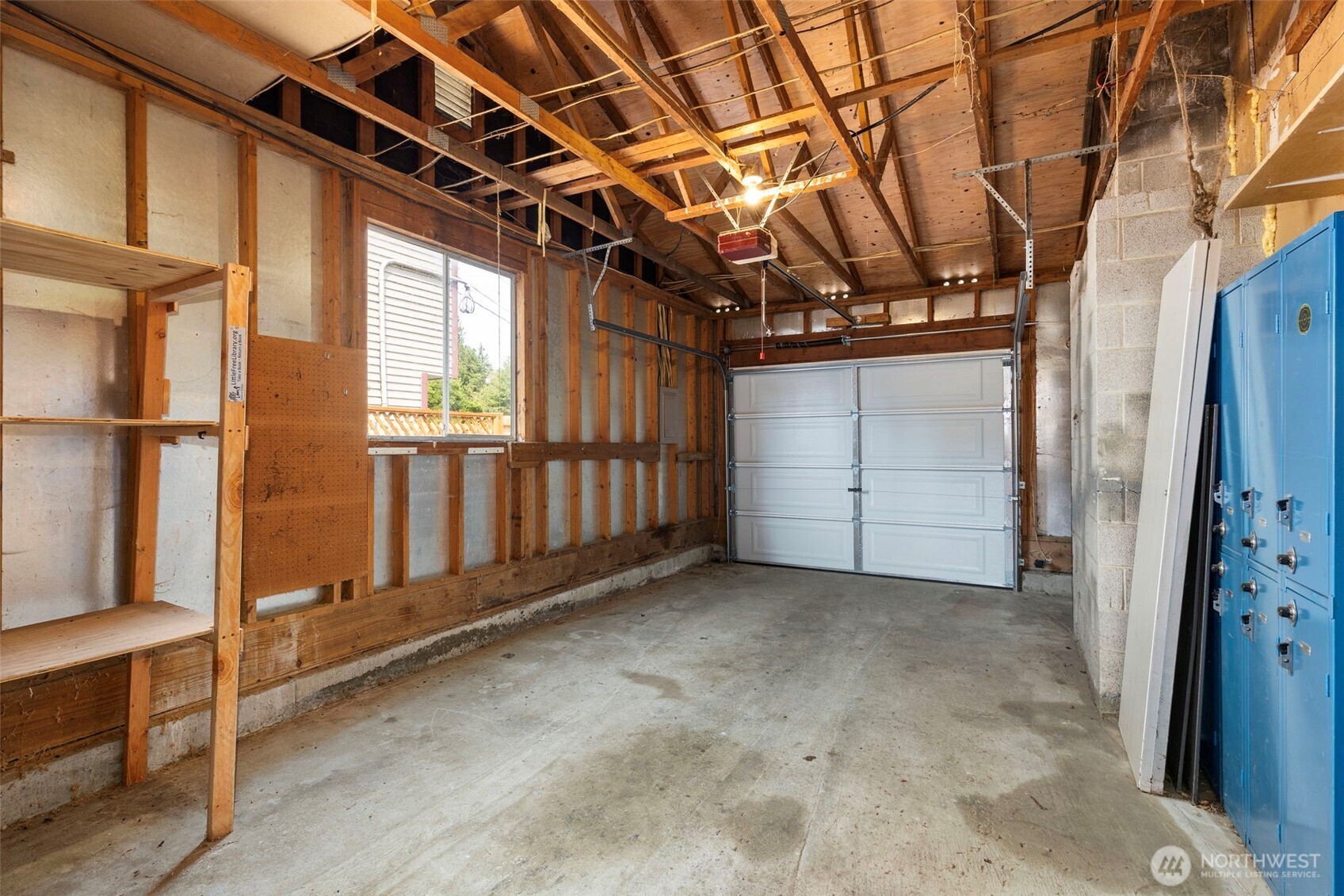 2257 Nw Clinton Avenue Property Photo 16
