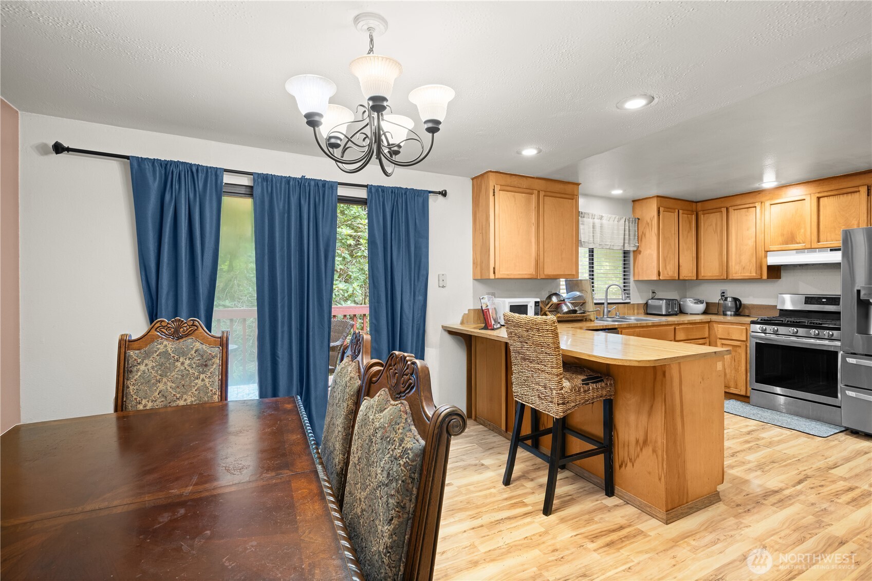 17909 230th Avenue Property Photo 8