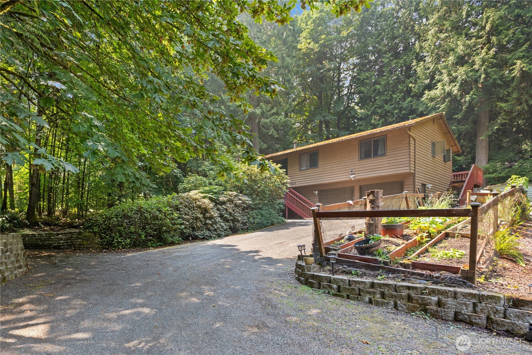 17909 230th Avenue Property Photo 33