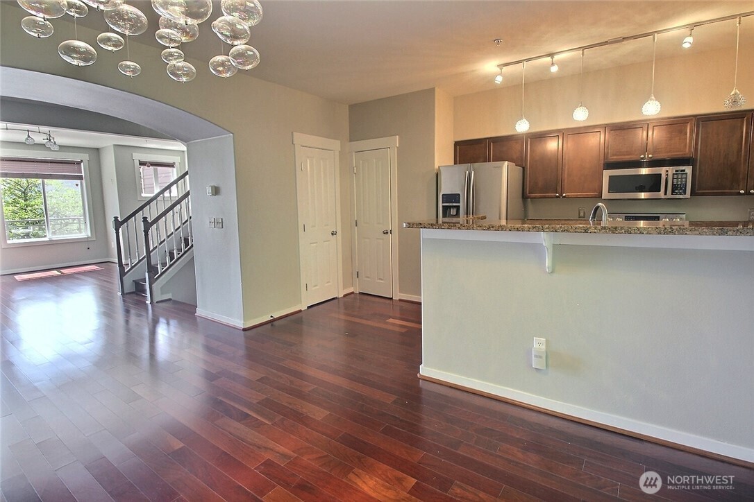 23300 Se Black Nugget Road H2 Property Photo 6