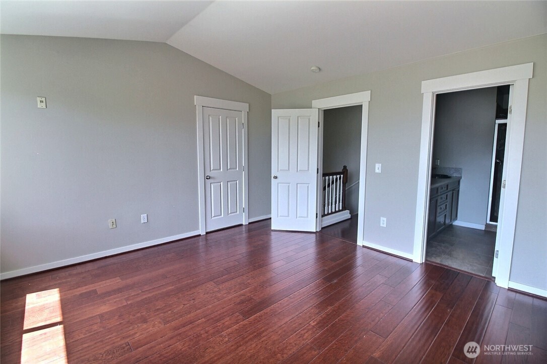 23300 Se Black Nugget Road H2 Property Photo 21