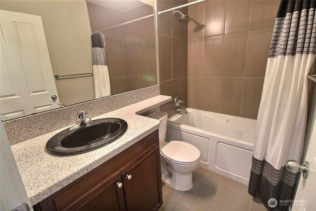 23300 Se Black Nugget Road H2 Property Photo 25