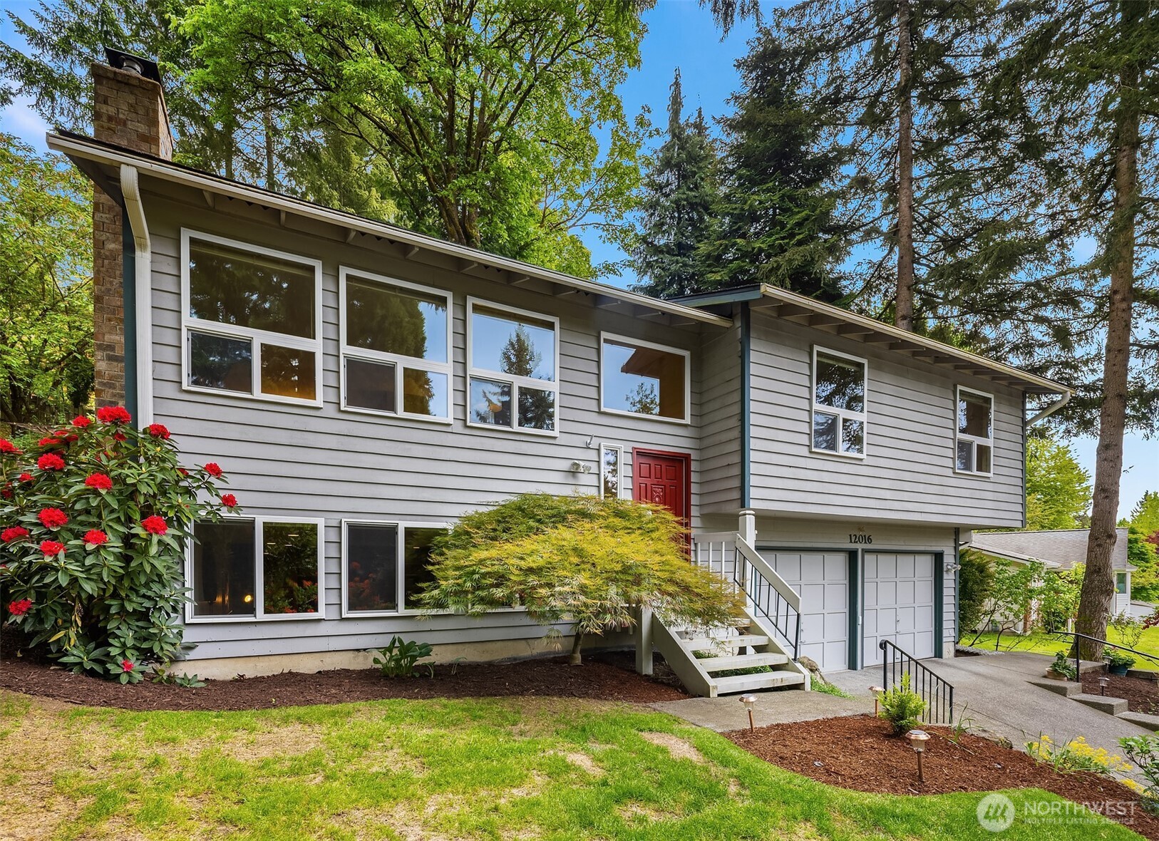 12016 106th Avenue Property Photo 3