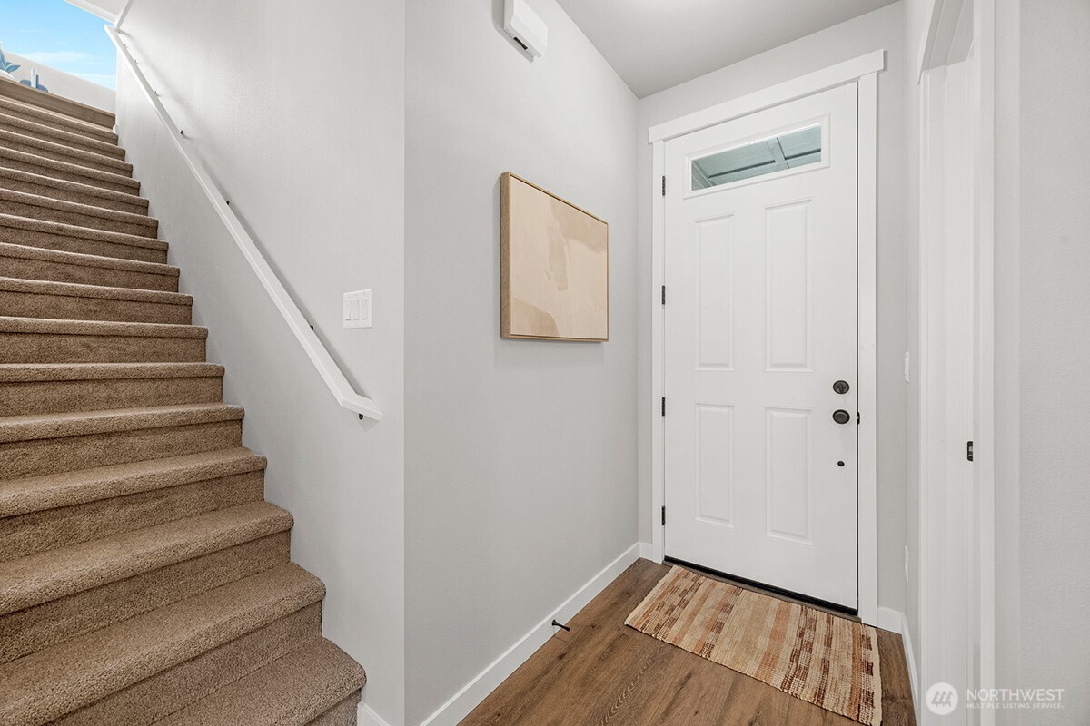 2167 168th Place Property Photo 6