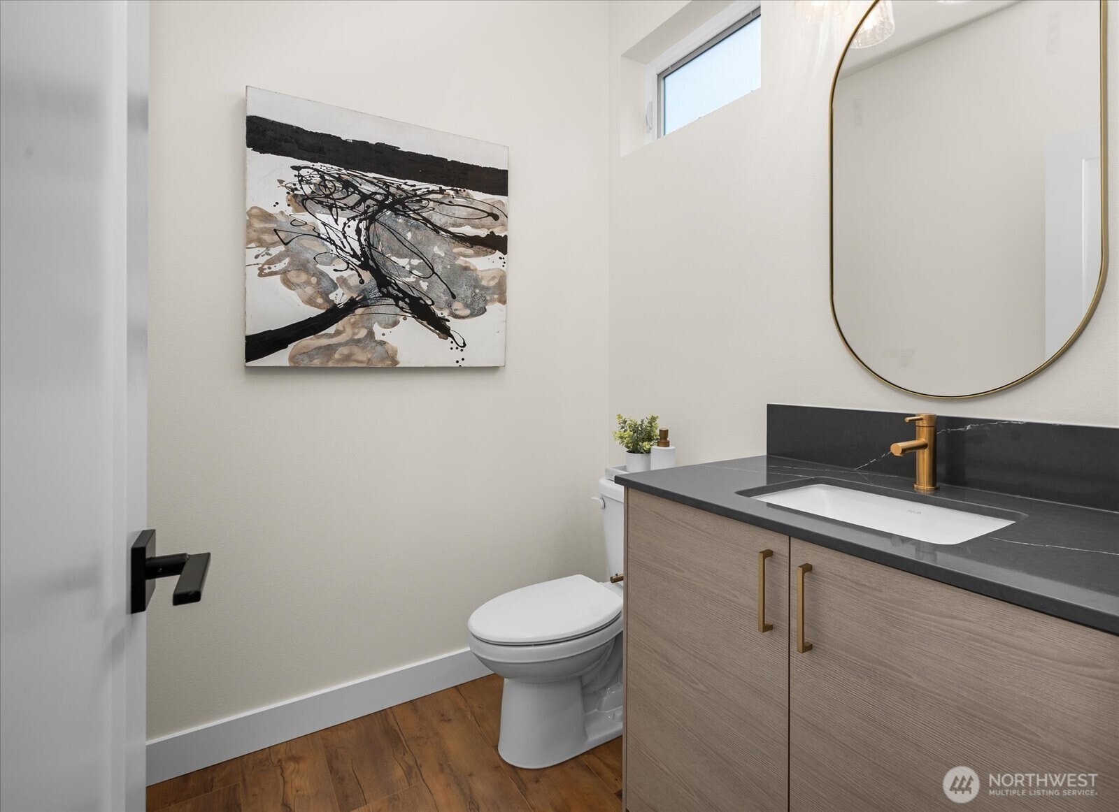 10326 Ashworth Avenue Property Photo 13