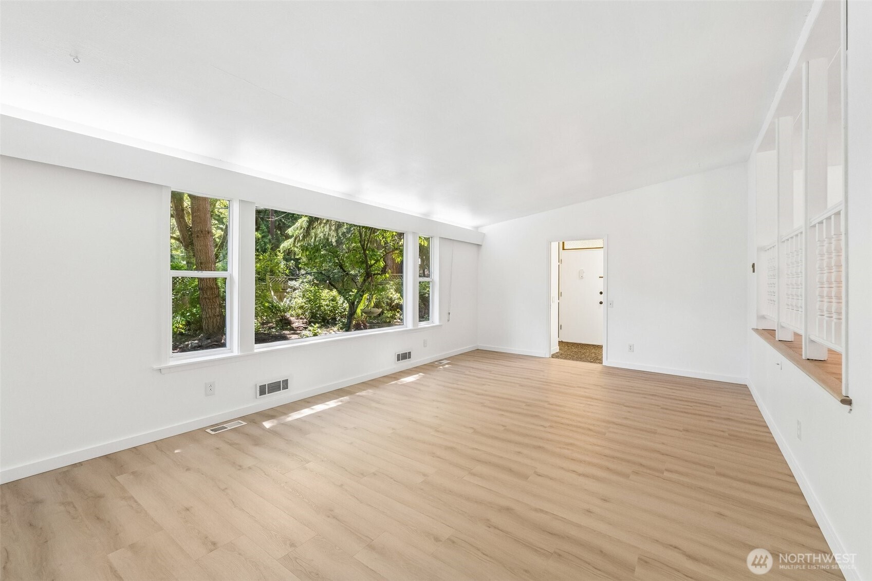7629 236th Street Property Photo 3