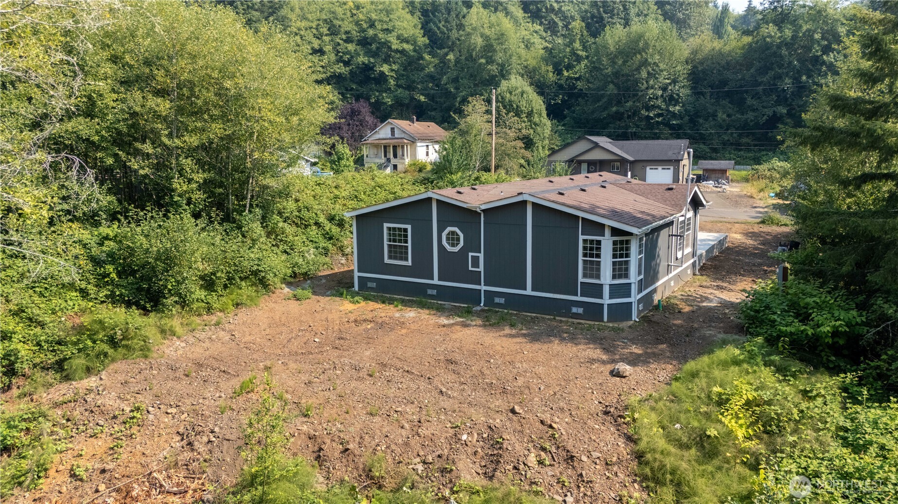 438 E Mommsen Street Property Photo 2