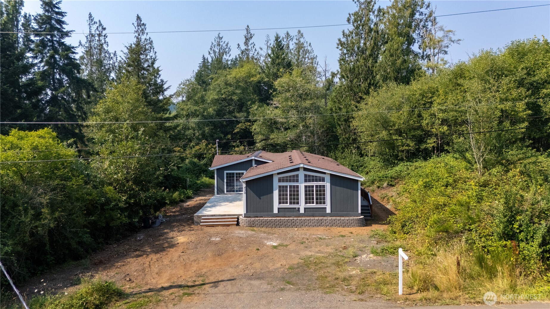 438 E Mommsen Street Property Photo 35