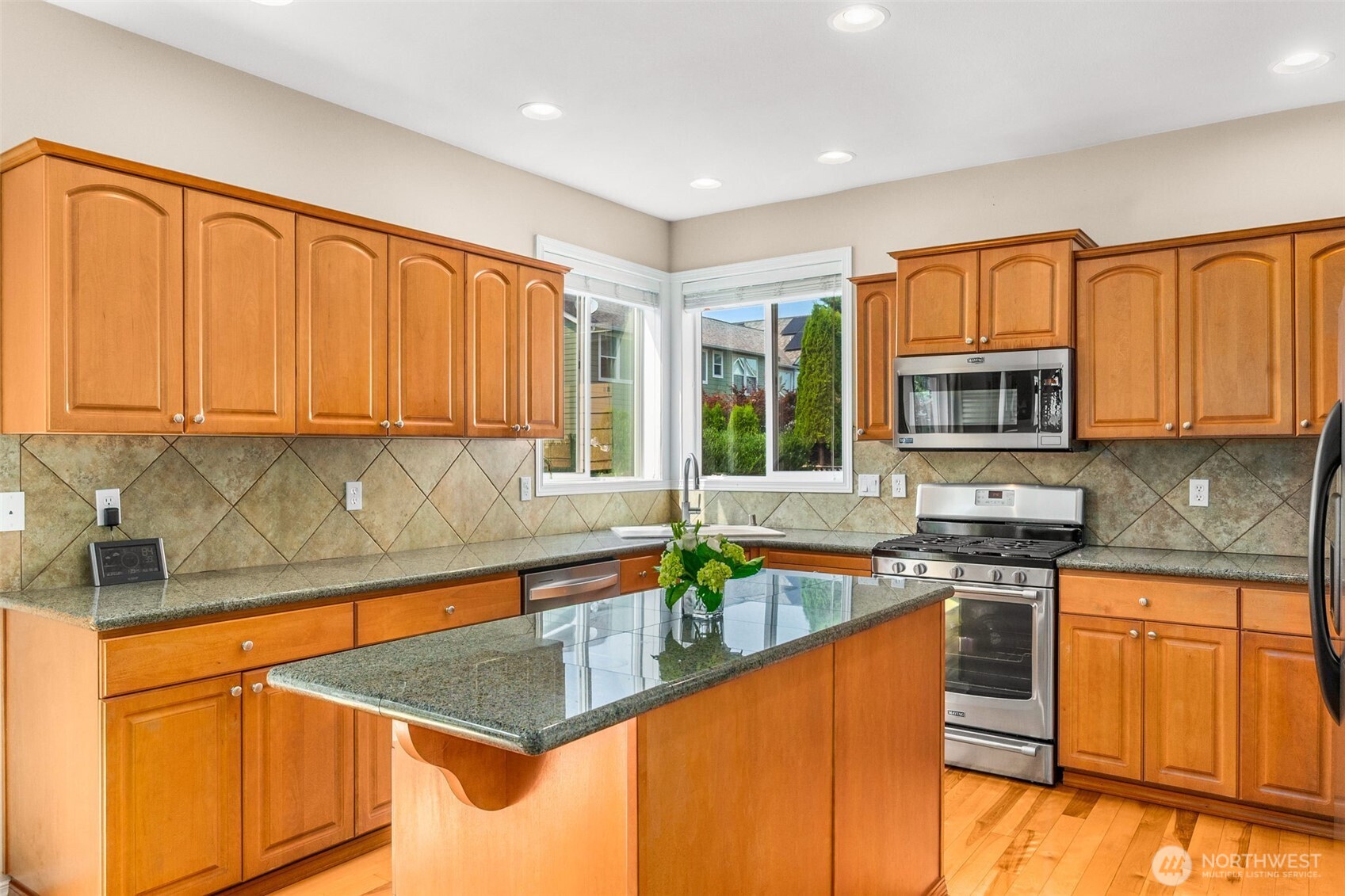 6951 Radius Loop Property Photo 11