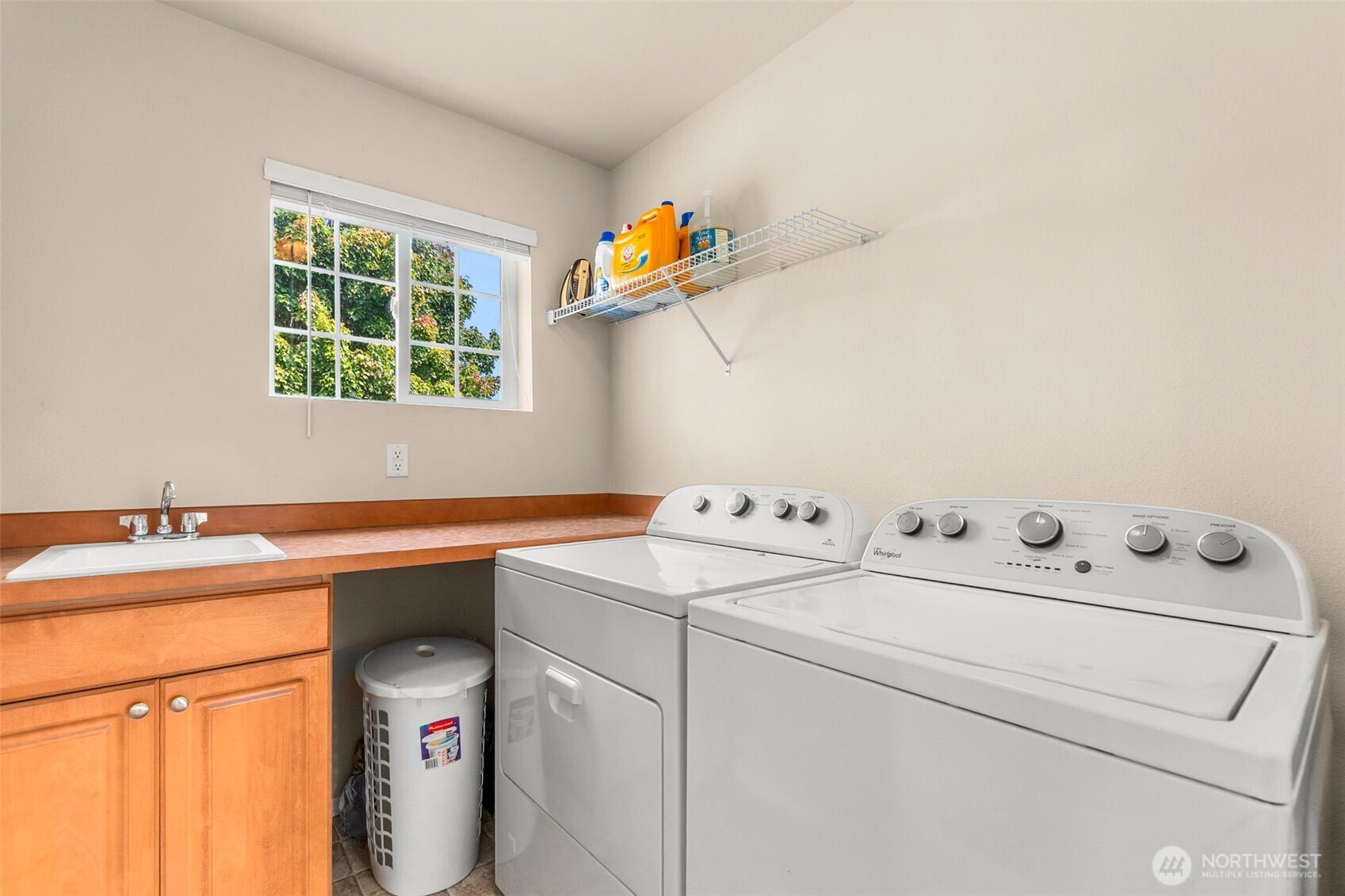 6951 Radius Loop Property Photo 18
