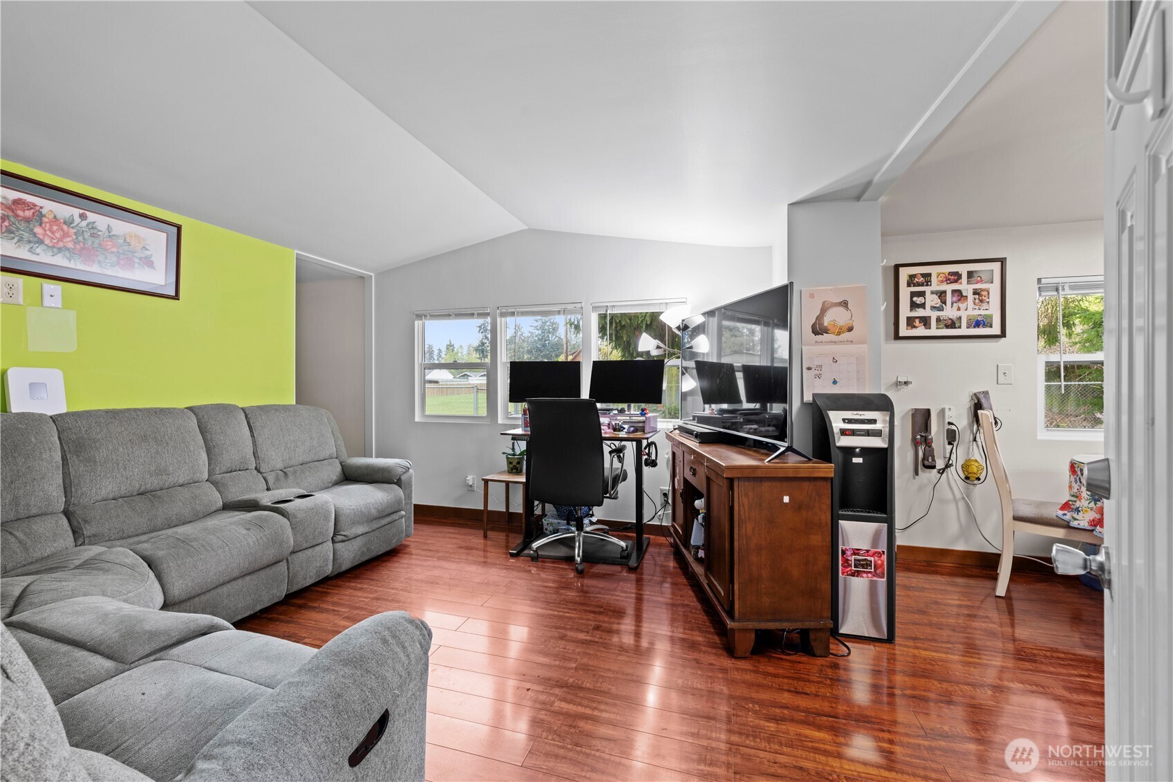 4425 Meridian Avenue 28 Property Photo 4