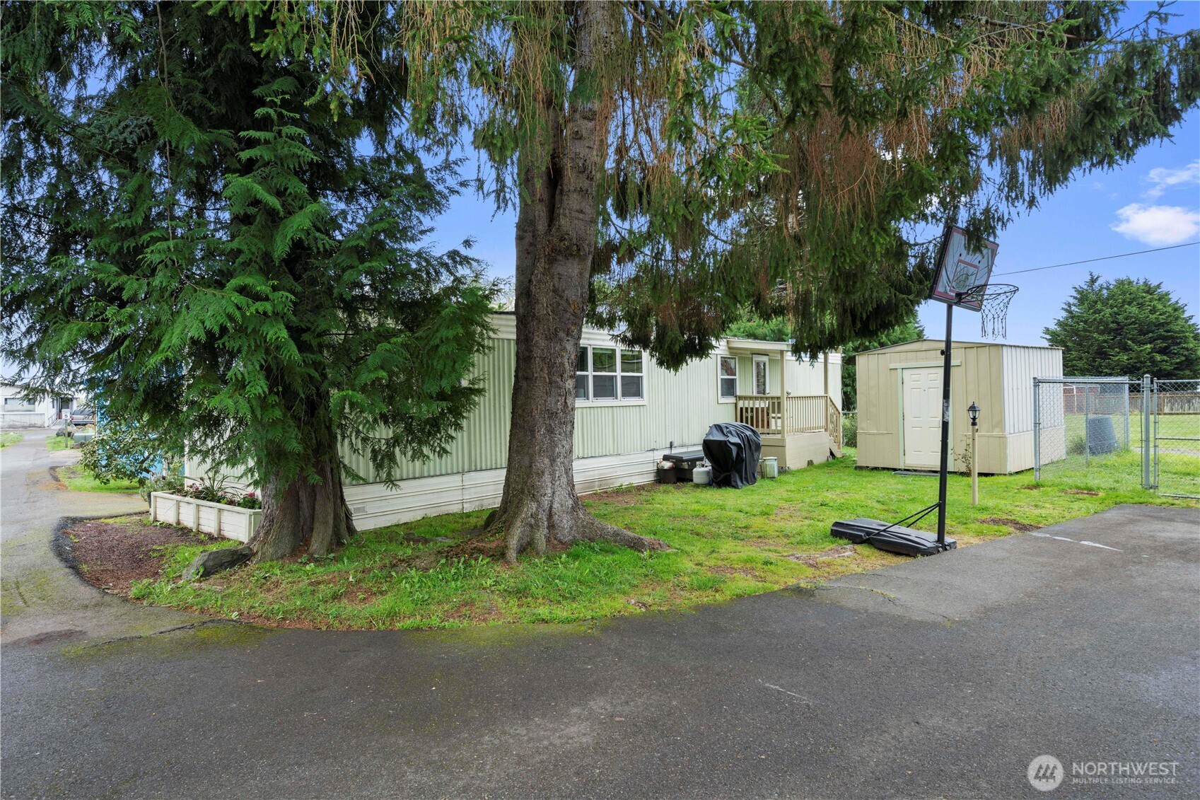 4425 Meridian Avenue 28 Property Photo 15