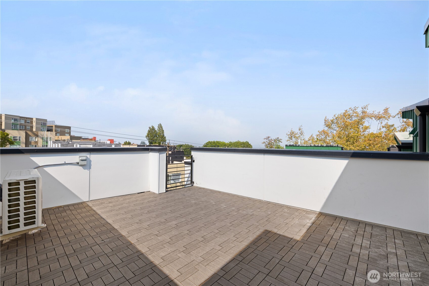 1825 E Pine Street Property Photo 19