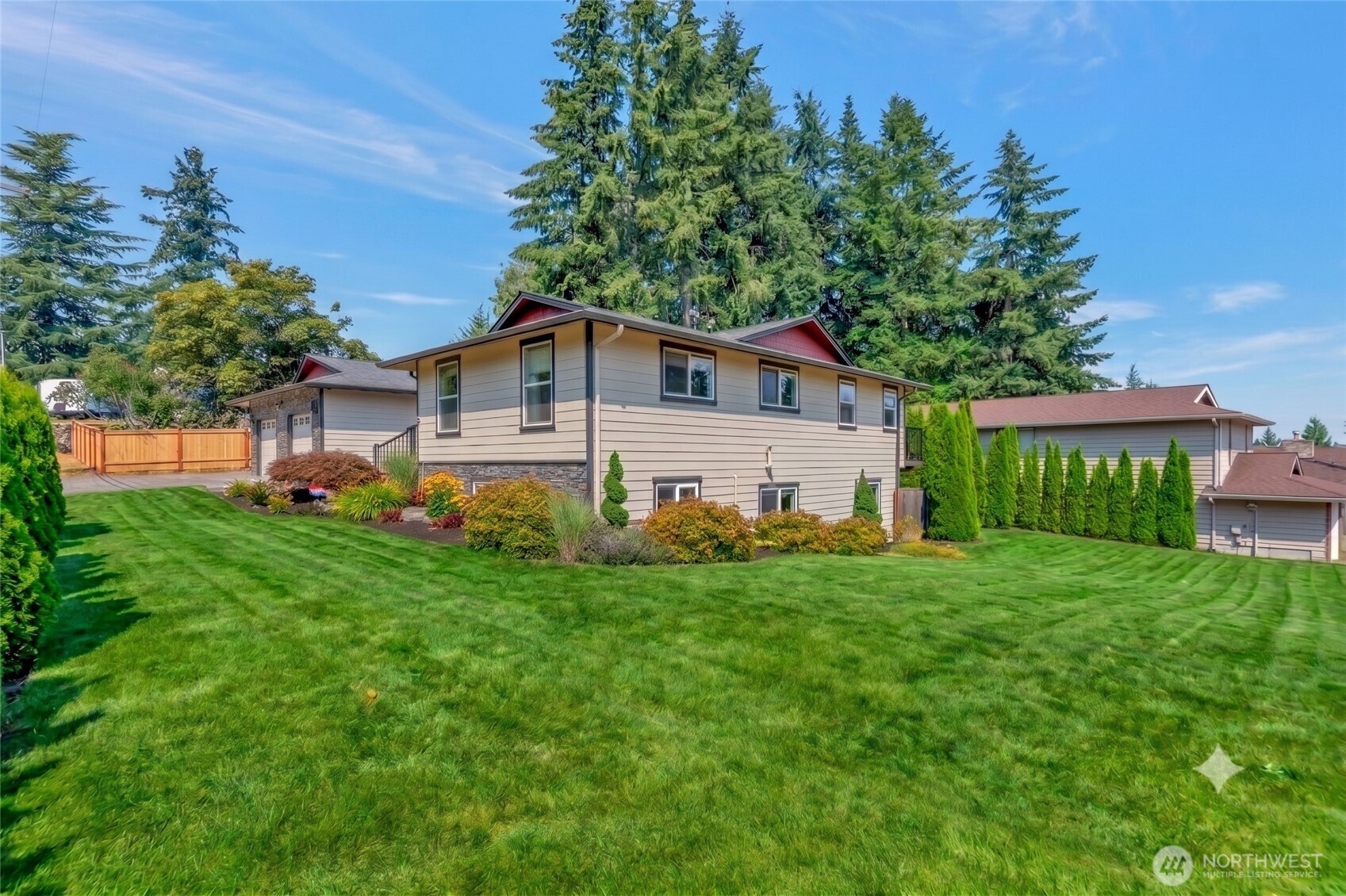 18804 64th Avenue Property Photo 3