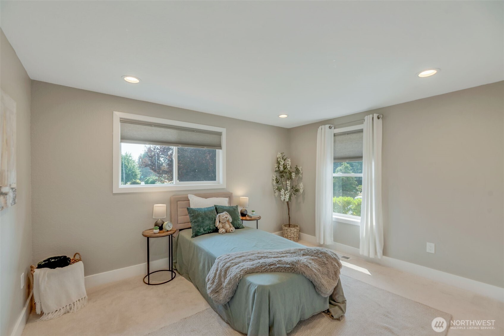 18804 64th Avenue Property Photo 18