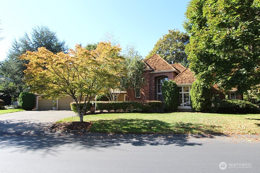 7795 80th Place Property Photo 1