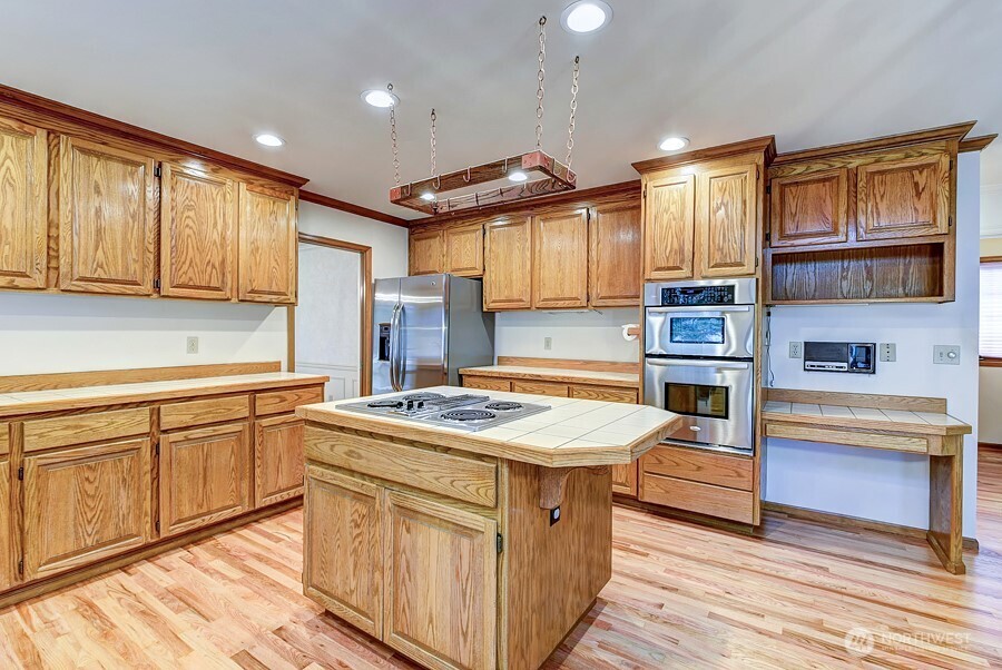 7795 80th Place Property Photo 12