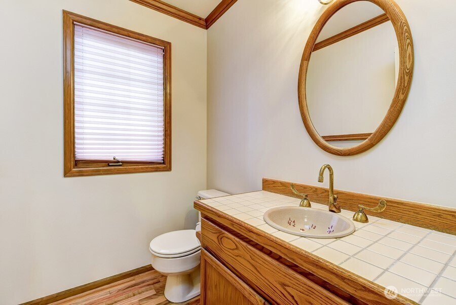 7795 80th Place Property Photo 16