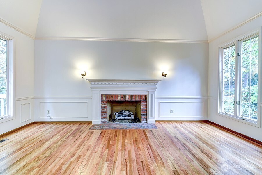7795 80th Place Property Photo 17