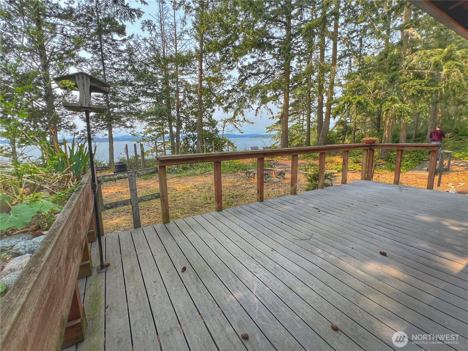 1129 Lopez Road Property Photo 5