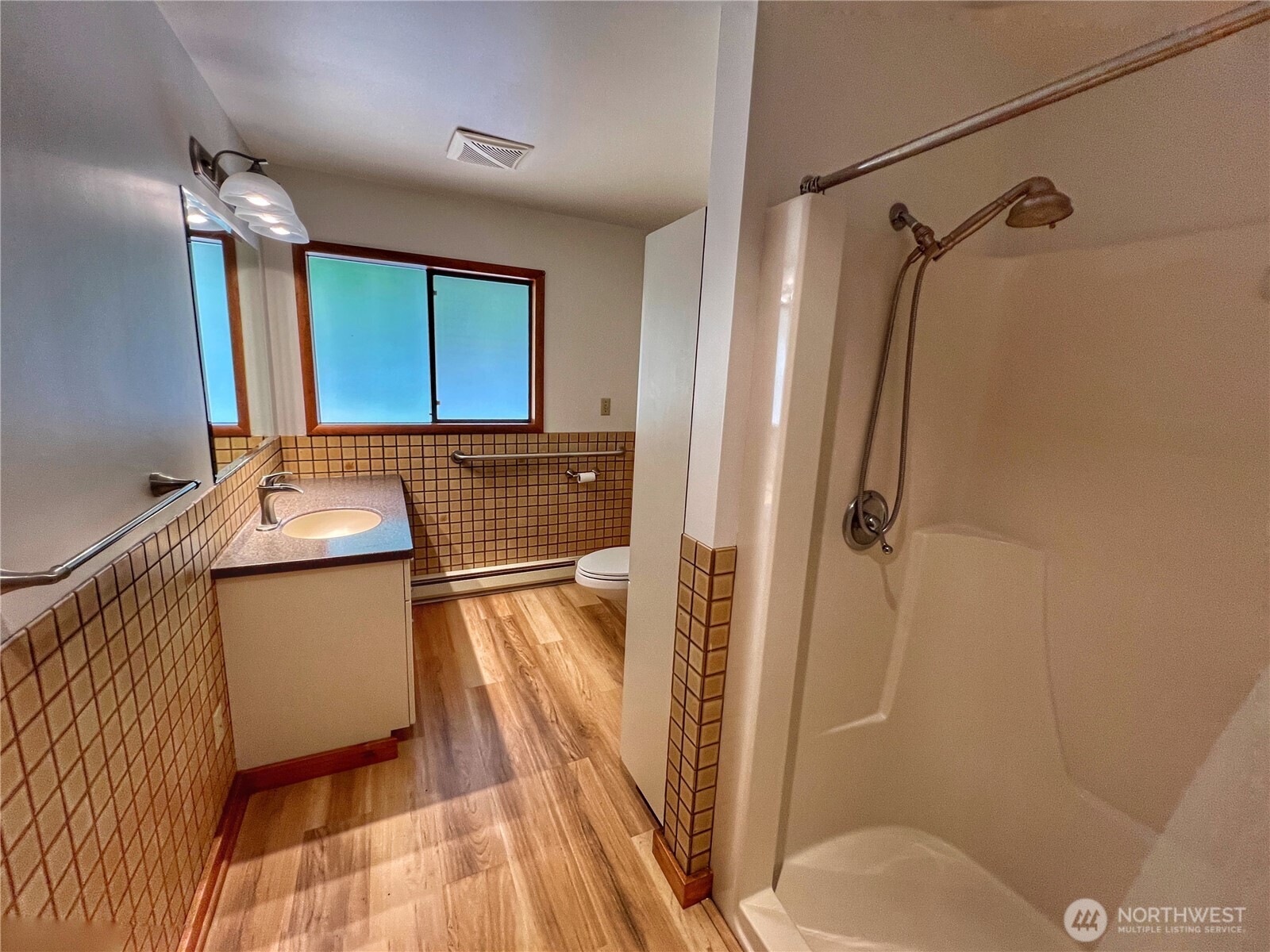 1129 Lopez Road Property Photo 13