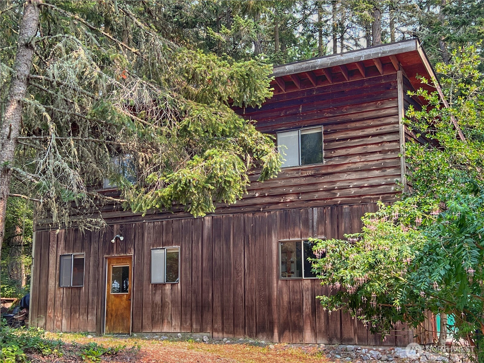 1129 Lopez Road Property Photo 15