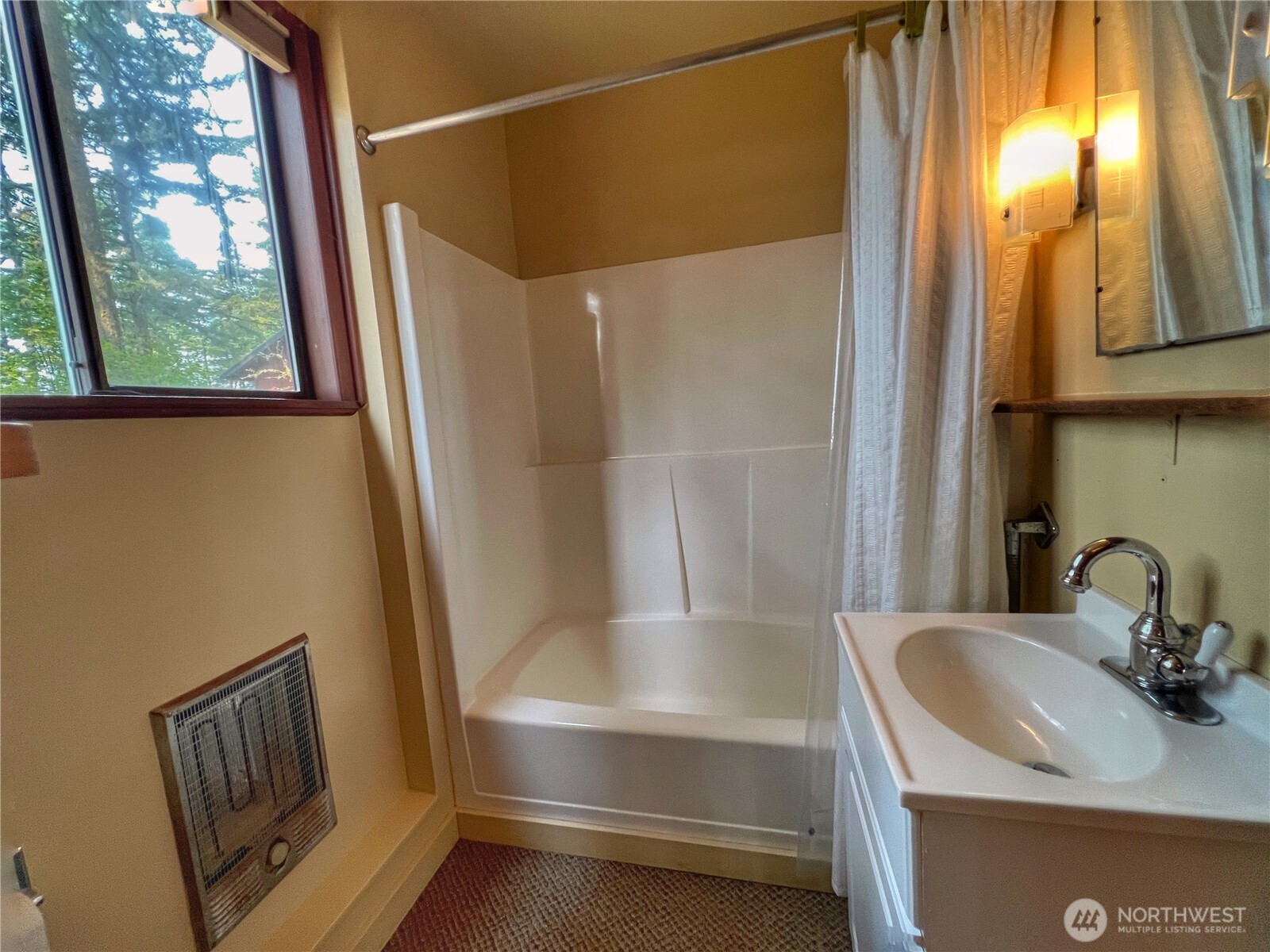 1129 Lopez Road Property Photo 18