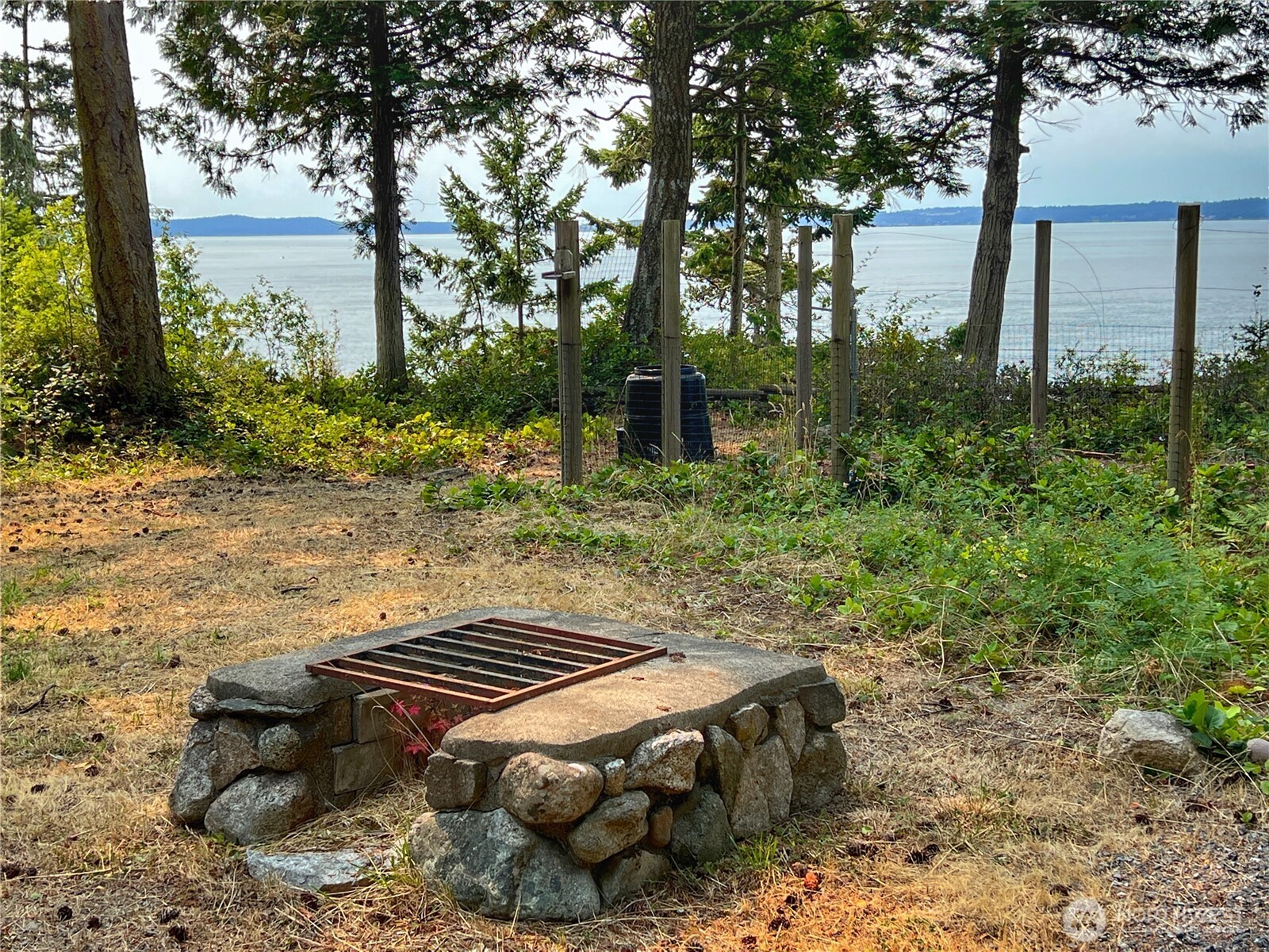 1129 Lopez Road Property Photo 24