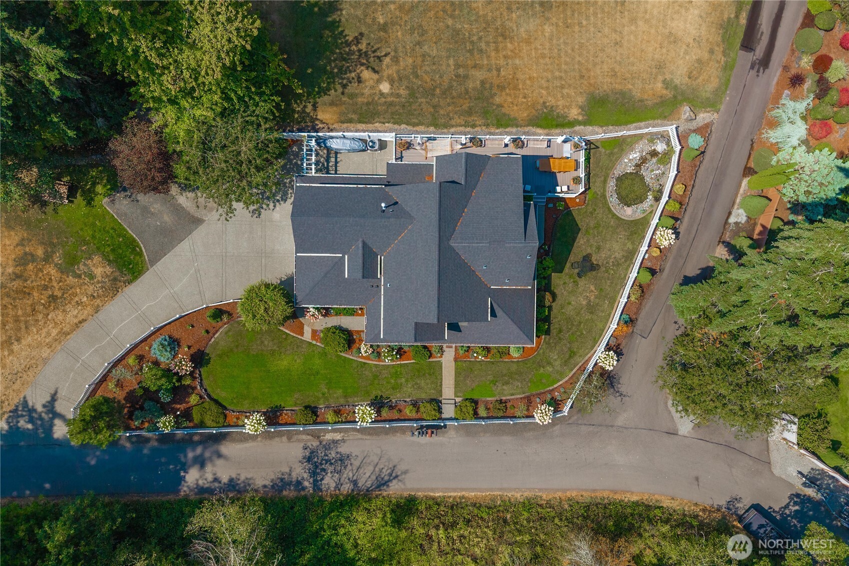 7304 Plant Drive Property Photo 6