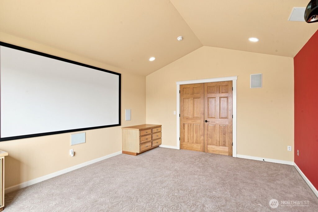 2413 12th Avenue Property Photo 33