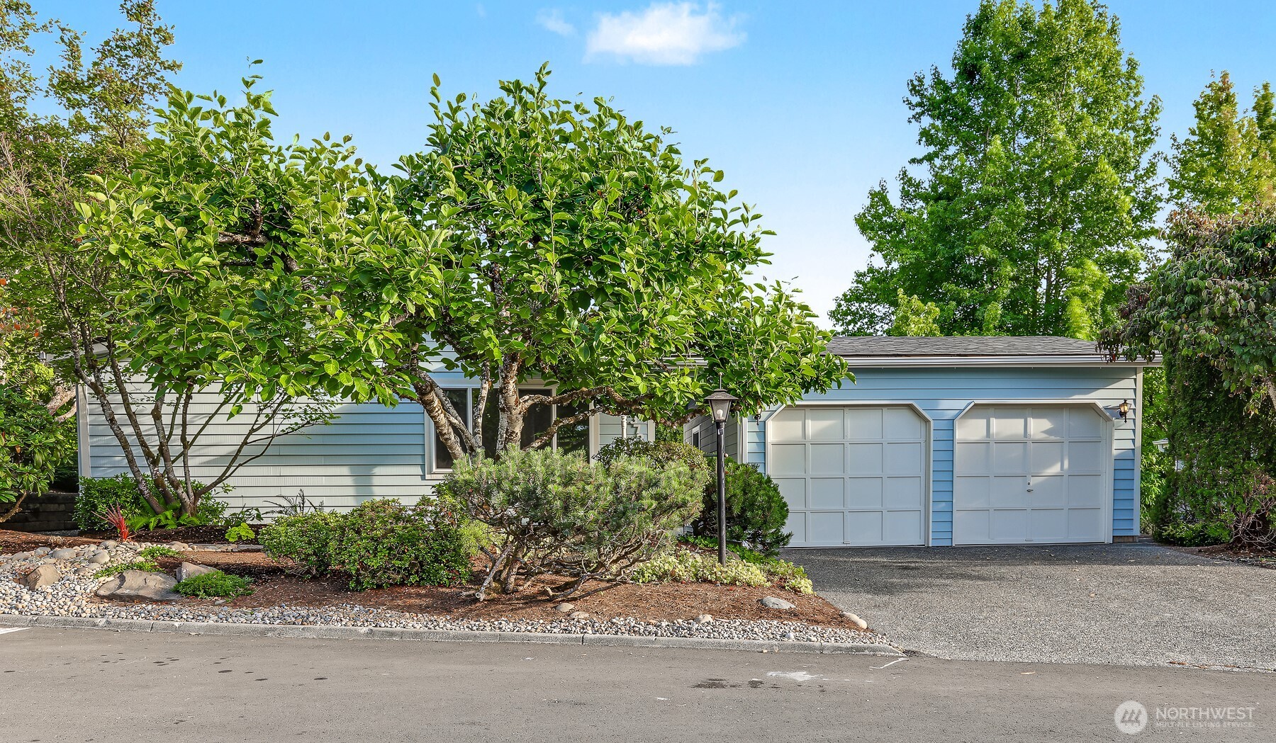 23730 9th Place Property Photo 2