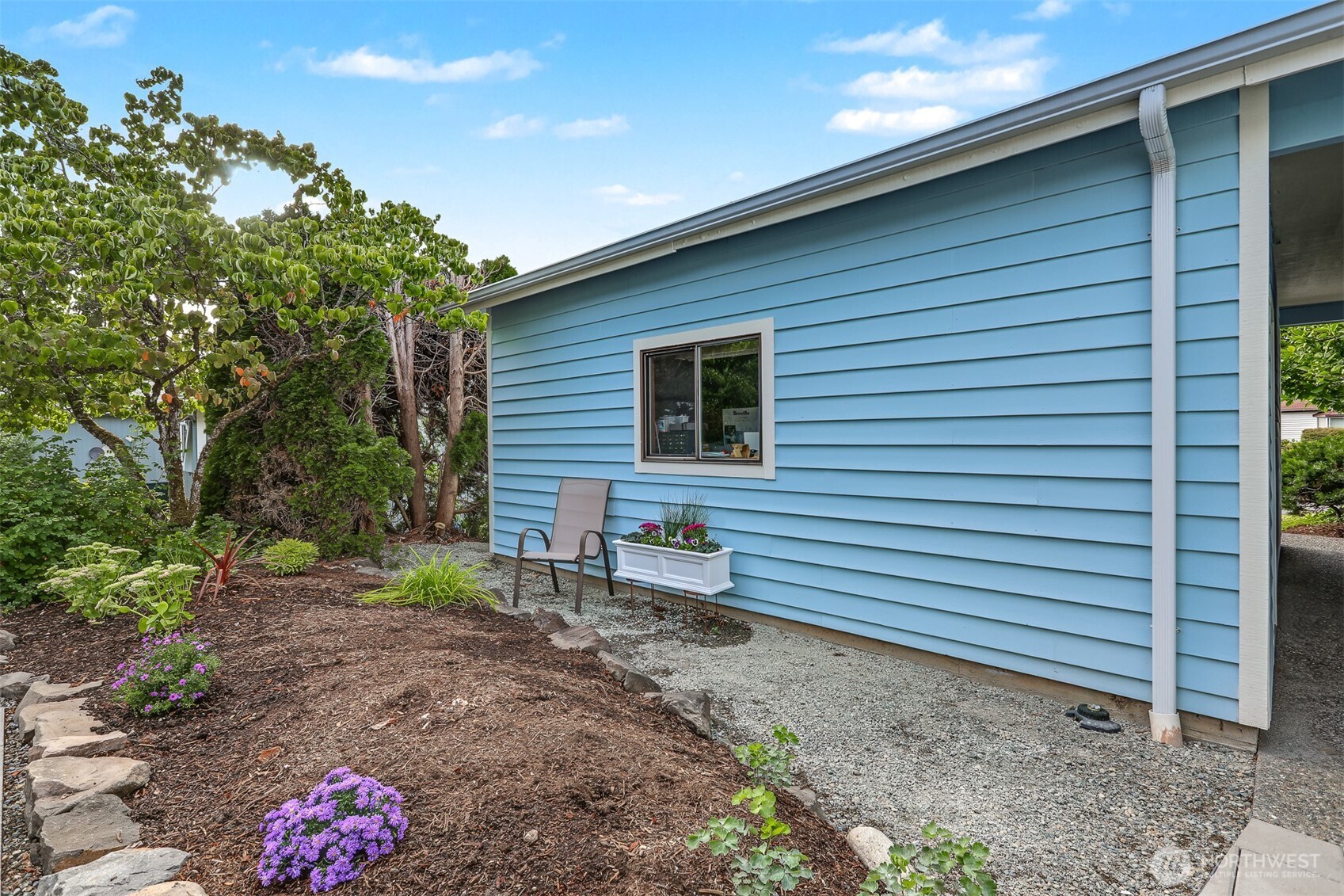23730 9th Place Property Photo 35