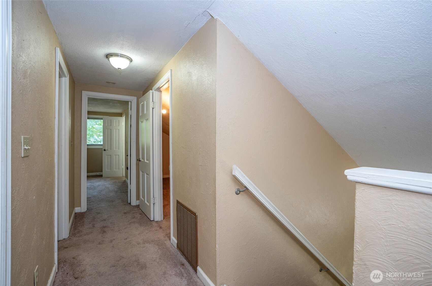 619 Cougar Street Property Photo 19