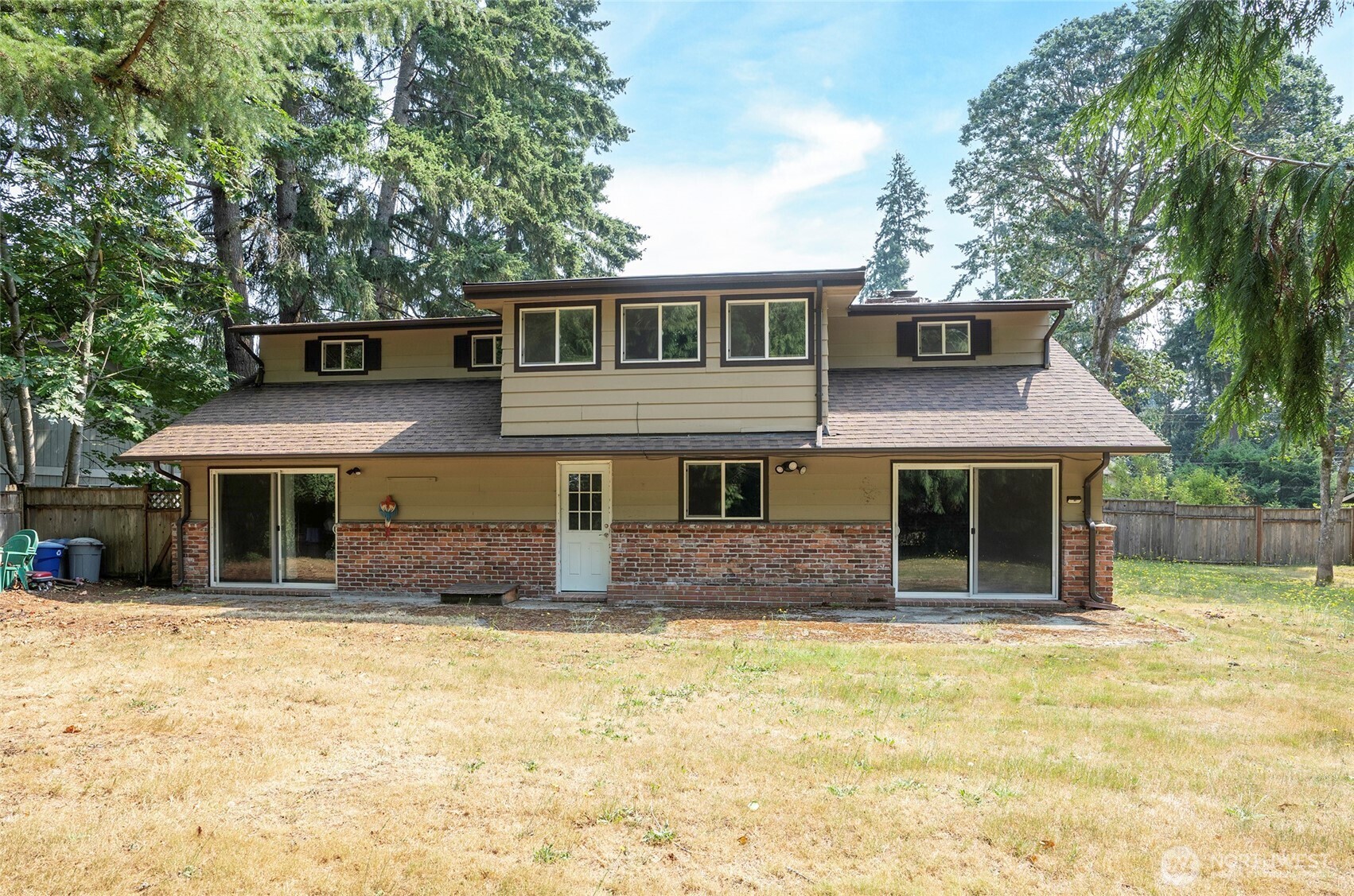 619 Cougar Street Property Photo 29