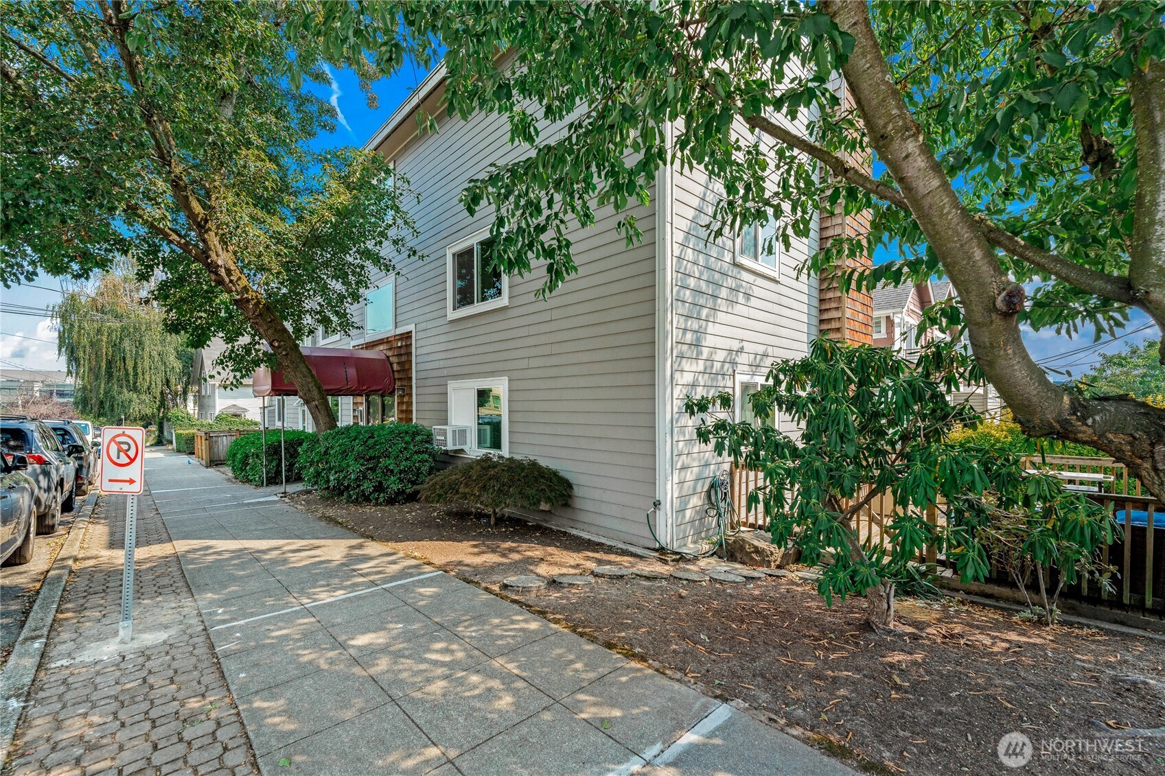 555 Prospect Street 1 Property Photo 27