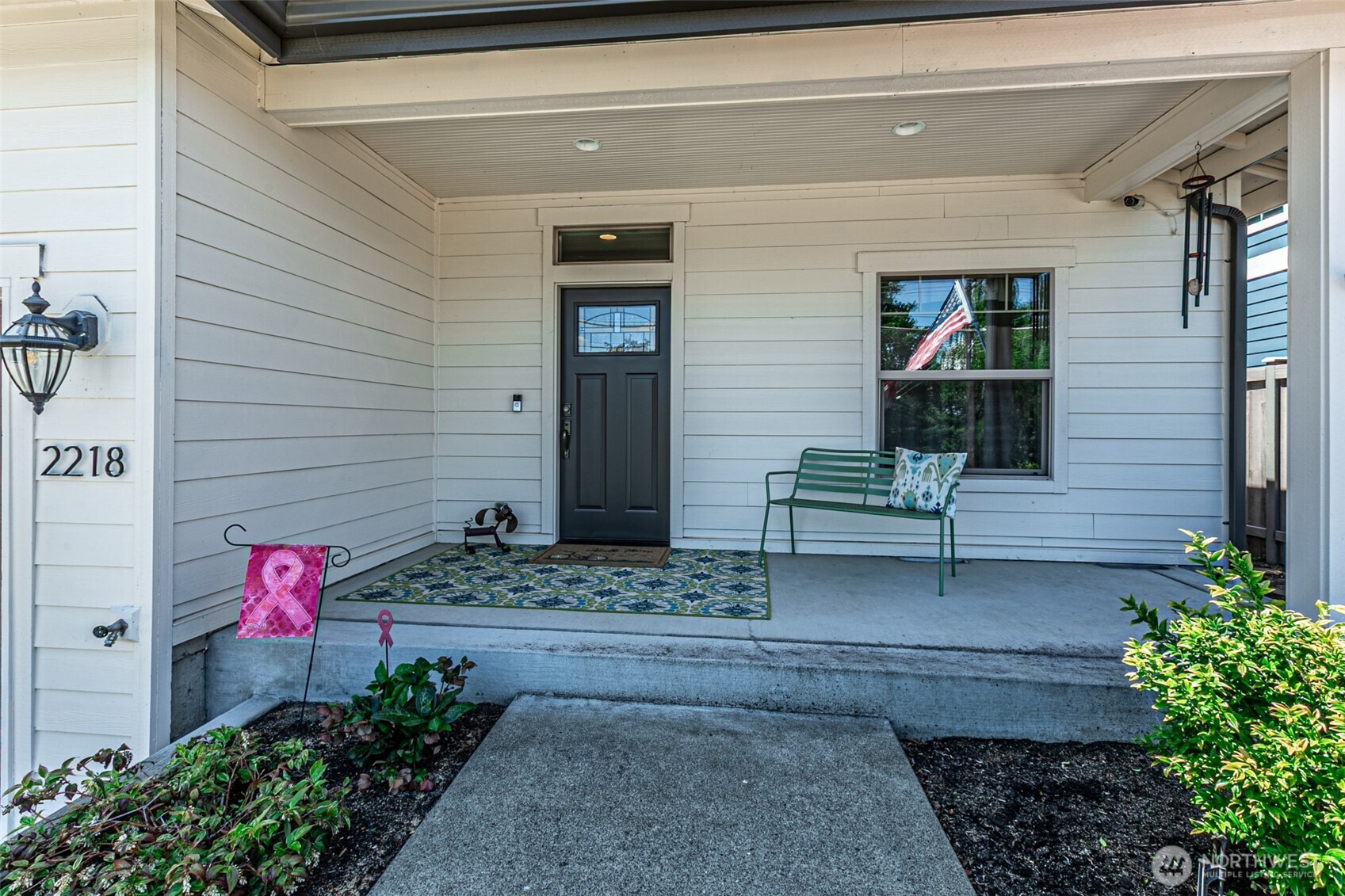 2218 N Huson Property Photo 3