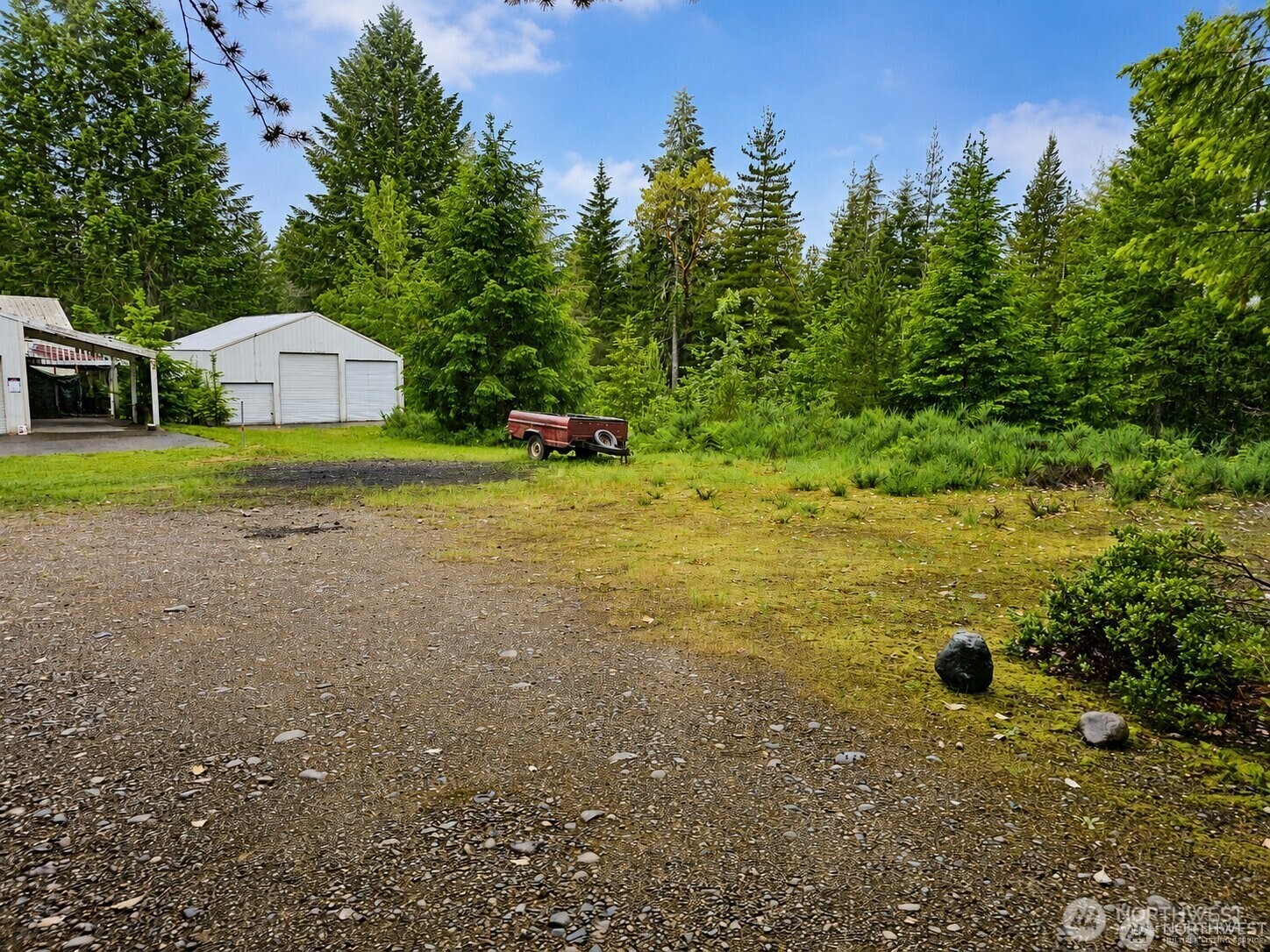 1170 Ne Shoe Lake Road Property Photo 2